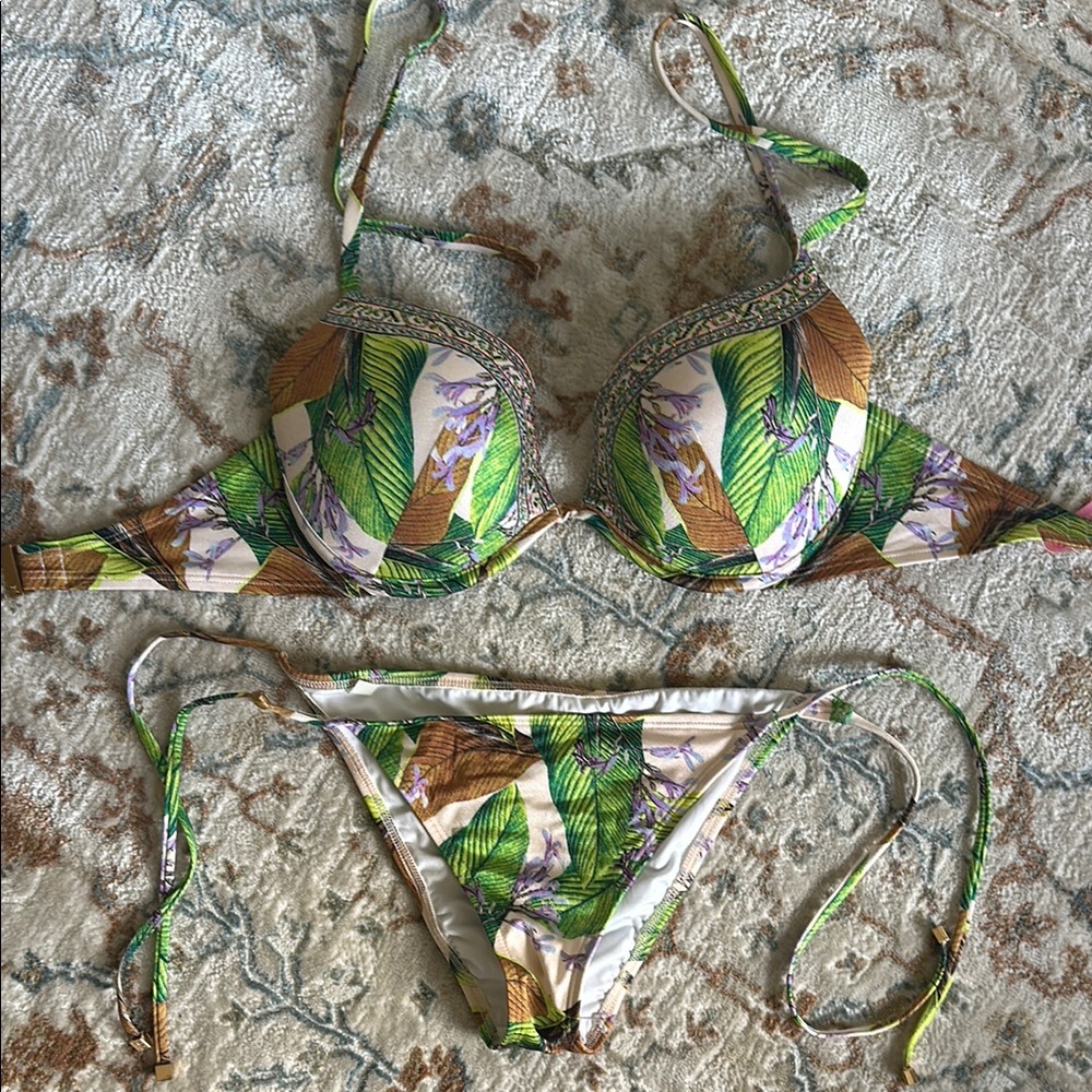 Victoria’s Secret push up Tropical Leaf Print Bikini Set